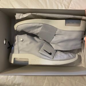 Nike Fear of God Moc pure platinum